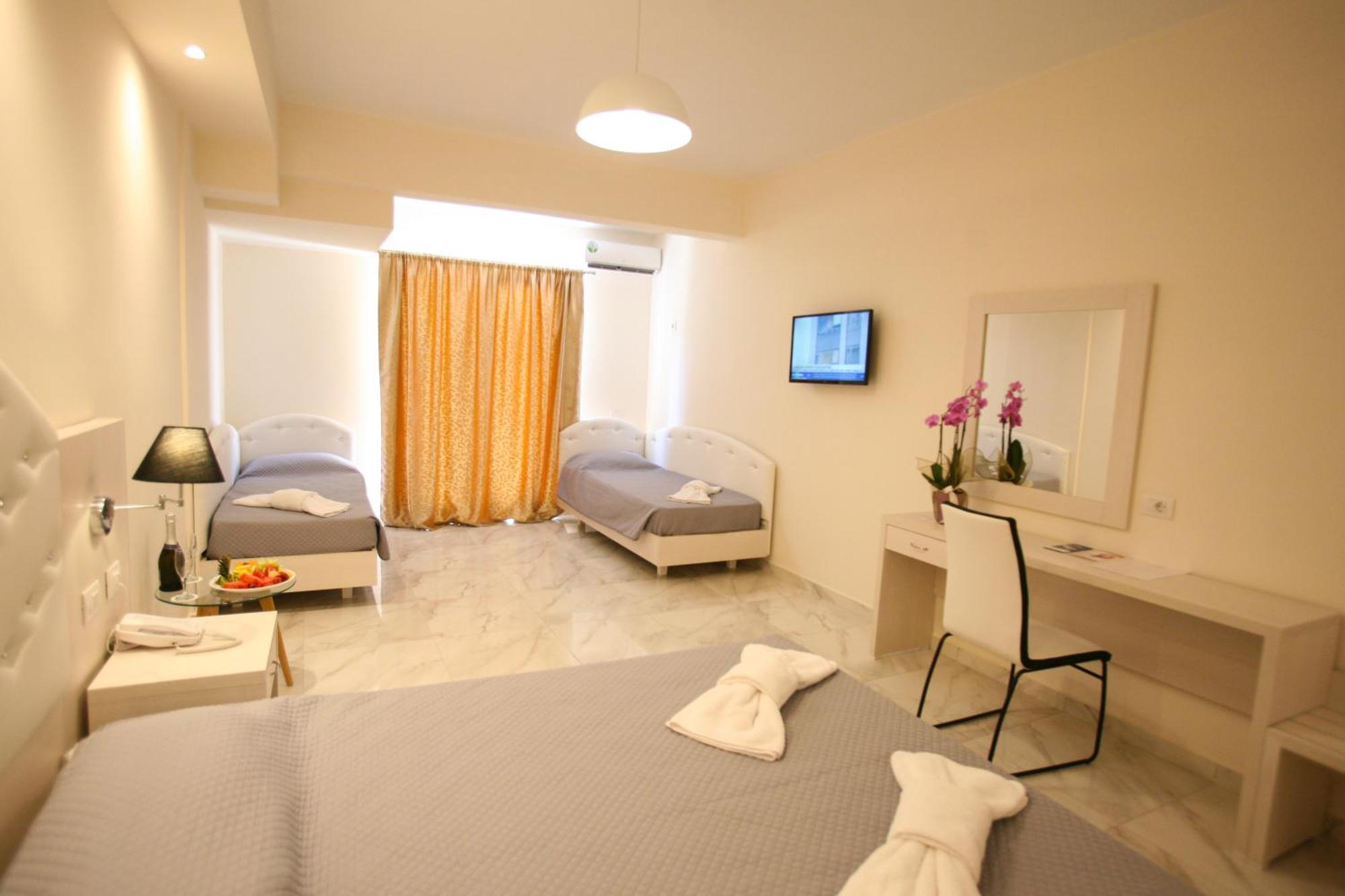 Hotel (adults Only)